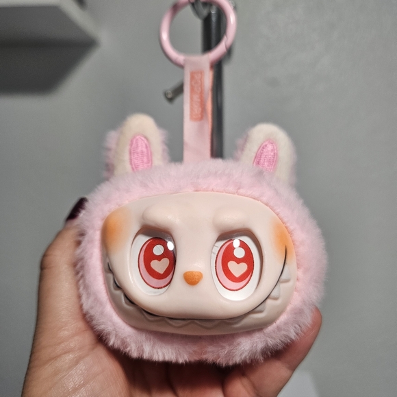 Lafufu Singing Keychain - Picture 1 of 3